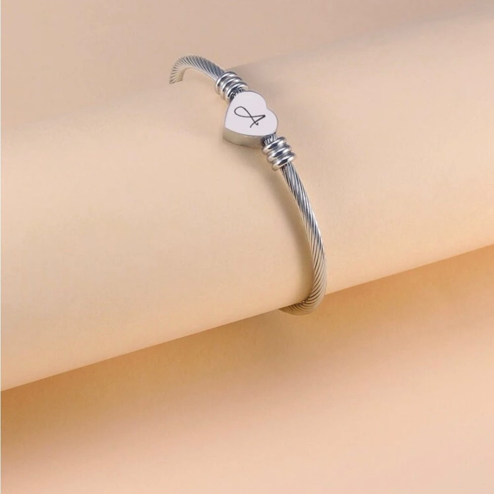 💚HEART BRACELET💚